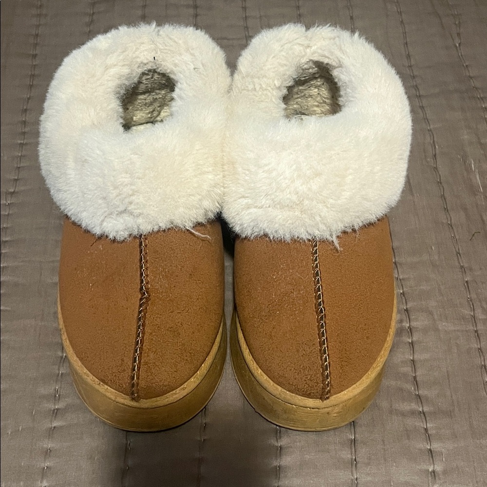 Cozy Brown Women's Slippers